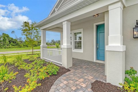 House in Parrish, Florida 3 bedrooms, 196.02 sq.m. № 2140276 - photo 2
