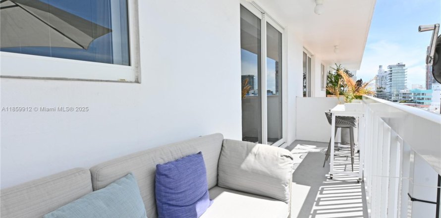 Condo à Miami Beach, Floride, 1 chambre № 1888352