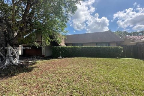 Casa en Miami, Florida 4 dormitorios, 158.96 m2 № 2056981