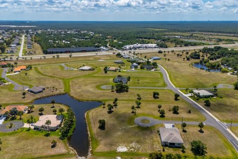 Terreno en venta en Punta Gorda, Florida № 2229358 - foto 12