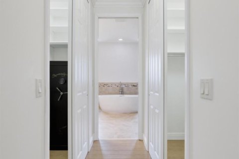 Villa ou maison à vendre à Jupiter, Floride: 4 chambres, 243.31 m2 № 2173522 - photo 8