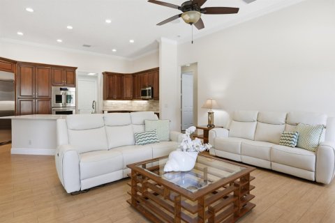 Villa ou maison à vendre à Jupiter, Floride: 4 chambres, 243.31 m2 № 2173522 - photo 15