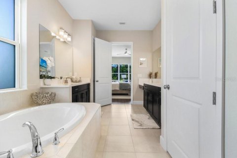 Villa ou maison à vendre à Odessa, Floride: 5 chambres, 388.42 m2 № 1844500 - photo 16