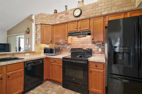 Casa en venta en Leesburg, Florida, 2 dormitorios, 191.66 m2 № 1658302 - foto 24
