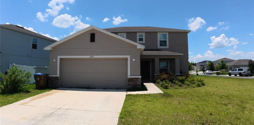 House in Kissimmee, Florida 4 bedrooms, 201.41 sq.m. № 2199412