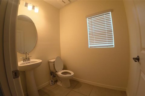 House in Kissimmee, Florida 4 bedrooms, 201.41 sq.m. № 2199412 - photo 13