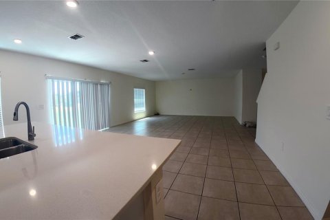 House in Kissimmee, Florida 4 bedrooms, 201.41 sq.m. № 2199412 - photo 18