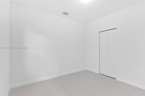 House in Homestead, Florida 3 bedrooms, 160.35 sq.m. № 2081385 - photo 27