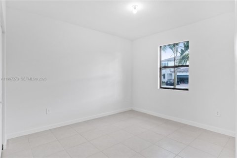 House in Homestead, Florida 3 bedrooms, 160.35 sq.m. № 2081385 - photo 23