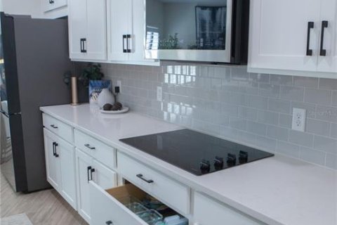 Townhouse in Winter Springs, Florida 3 bedrooms, 234.3 sq.m. № 1840614 - photo 20