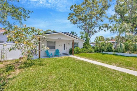 Villa ou maison à louer à Saint Petersburg, Floride: 3 chambres, 111.85 m2 № 1767739 - photo 2