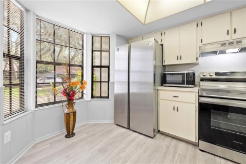Villa ou maison à vendre à Spring Hill, Floride: 2 chambres, 92.44 m2 № 2213648 - photo 18