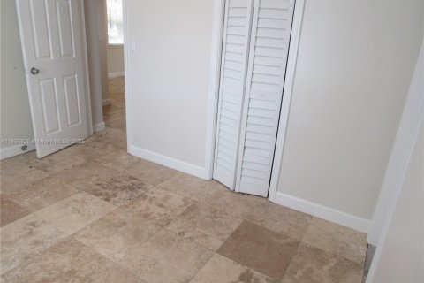 Villa ou maison à louer à Fort Lauderdale, Floride: 3 chambres № 1947262 - photo 7