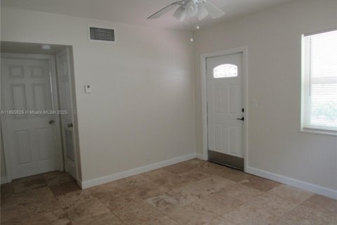 Villa ou maison à louer à Fort Lauderdale, Floride: 3 chambres № 1947262 - photo 5