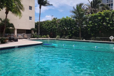 Copropriété à louer à Fort Lauderdale, Floride: 1 chambre, 75.34 m2 № 1999383 - photo 27