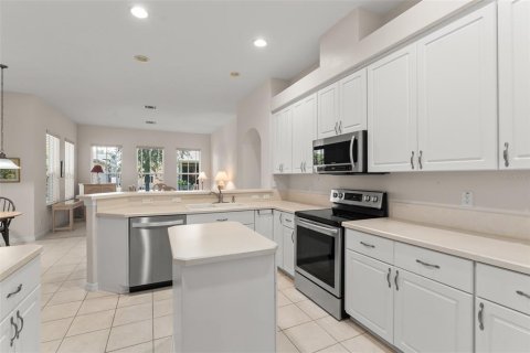 House in Leesburg, Florida 3 bedrooms, 180.14 sq.m. № 1846396 - photo 23