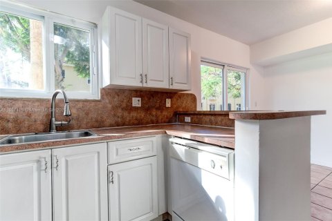 Condominio en alquiler en Homestead, Florida, 3 dormitorios, 111.11 m2 № 1883796 - foto 7