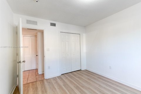 Condominio en alquiler en Homestead, Florida, 3 dormitorios, 111.11 m2 № 1883796 - foto 16