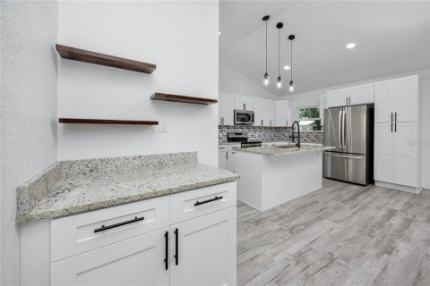 Casa en venta en Saint Petersburg, Florida, 3 dormitorios, 117.06 m2 № 1795140 - foto 16