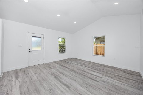 Casa en venta en Saint Petersburg, Florida, 3 dormitorios, 117.06 m2 № 1795140 - foto 12