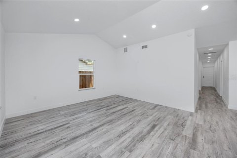 Casa en venta en Saint Petersburg, Florida, 3 dormitorios, 117.06 m2 № 1795140 - foto 13