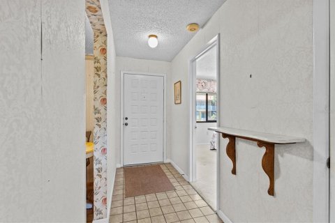 Copropriété à vendre à Tarpon Springs, Floride: 2 chambres, 98.94 m2 № 1626509 - photo 4