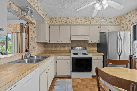 Copropriété à vendre à Tarpon Springs, Floride: 2 chambres, 98.94 m2 № 1626509 - photo 12