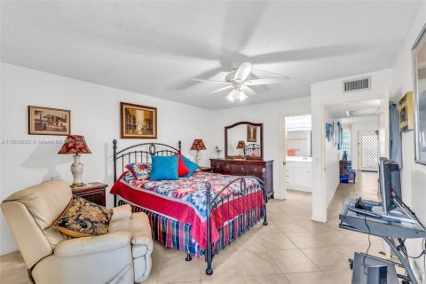Copropriété à vendre à Deerfield Beach, Floride: 2 chambres, 92.9 m2 № 1865725 - photo 21