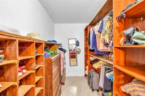 Copropriété à vendre à Deerfield Beach, Floride: 2 chambres, 92.9 m2 № 1865725 - photo 28