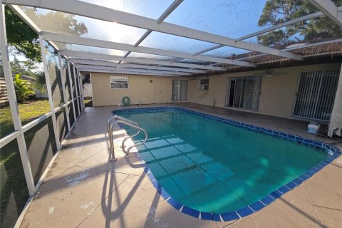 House in Bradenton, Florida 3 bedrooms, 168.71 sq.m. № 2149155 - photo 9