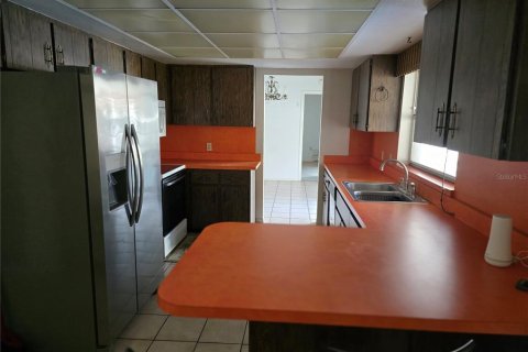 House in Bradenton, Florida 3 bedrooms, 168.71 sq.m. № 2149155 - photo 12