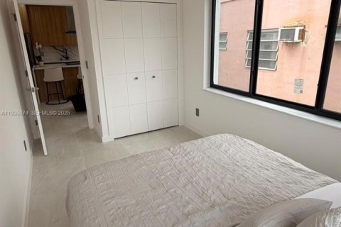 Apartamento en alquiler en Miami, Florida, 2 dormitorios, 68.28 m2 № 2152534 - foto 8