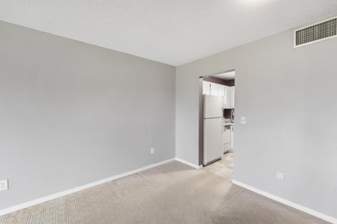 Copropriété à vendre à Stuart, Floride: 2 chambres, 76.09 m2 № 2261150 - photo 13