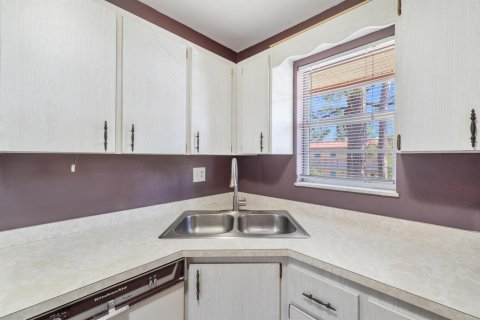 Copropriété à vendre à Stuart, Floride: 2 chambres, 76.09 m2 № 2261150 - photo 18