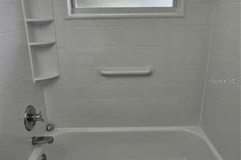 Propiedad comercial en venta en Sarasota, Florida, 8 dormitorios, 294.69 m2 № 2258224 - foto 11