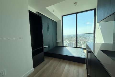 Condo in Miami, Florida  № 2255406 - photo 6