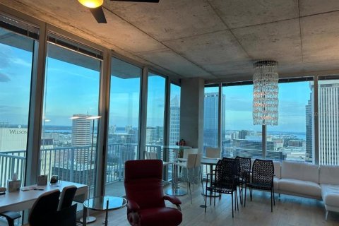 Condominio en alquiler en Tampa, Florida, 2 dormitorios, 114.46 m2 № 2093585 - foto 28