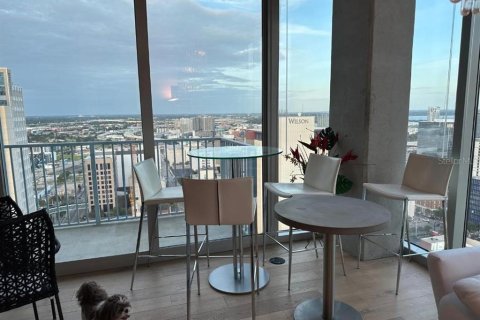 Condominio en alquiler en Tampa, Florida, 2 dormitorios, 114.46 m2 № 2093585 - foto 23