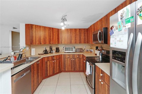 Купить кондоминиум в Дорал, Флорида 3 спальни, 204.94м2, № 1958293 - фото 3