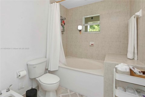 Купить кондоминиум в Дорал, Флорида 3 спальни, 204.94м2, № 1958293 - фото 12