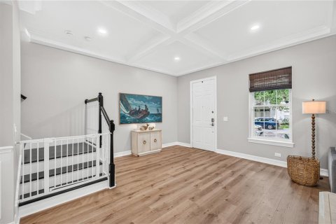 Townhouse in Celebration, Florida 4 bedrooms, 260.22 sq.m. № 2225286 - photo 8
