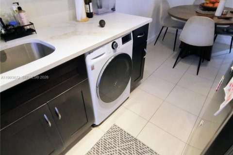 Copropriété à louer à Miami Beach, Floride: 1 chambre, 68 m2 № 2062727 - photo 11