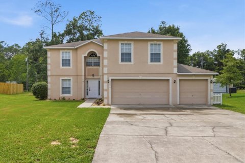 Casa en Citrus Springs, Florida 4 dormitorios, 273.5 m2 № 2266869