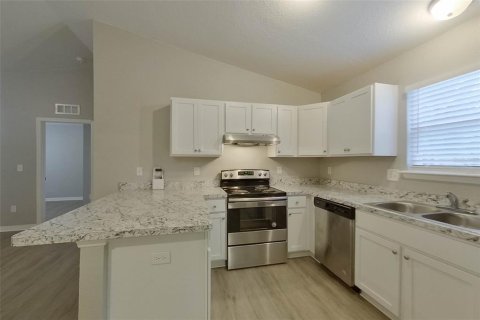 Villa ou maison à louer à Ocala, Floride: 3 chambres, 93.18 m2 № 2383874 - photo 6