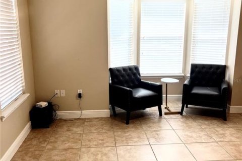 Condominio en alquiler en Gainesville, Florida, 2 dormitorios, 107.86 m2 № 1919324 - foto 2