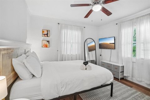 Villa ou maison à vendre à Tampa, Floride: 2 chambres, 81.75 m2 № 2415527 - photo 4