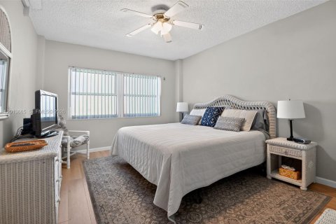 Villa ou maison à vendre à Satellite Beach, Floride: 1 chambre № 2075872 - photo 14