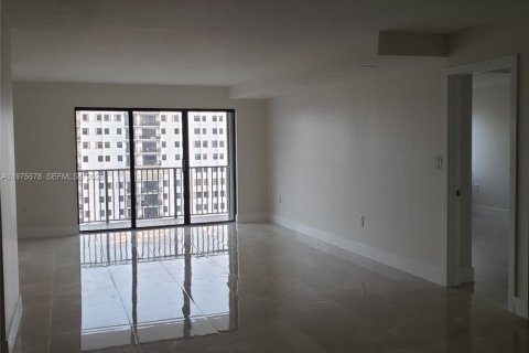 Copropriété à vendre à Hollywood, Floride: 2 chambres, 145.86 m2 № 2038524 - photo 2