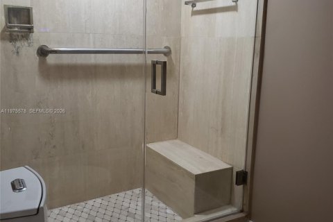 Copropriété à vendre à Hollywood, Floride: 2 chambres, 145.86 m2 № 2038524 - photo 11