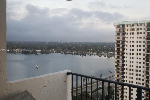 Copropriété à vendre à Hollywood, Floride: 2 chambres, 145.86 m2 № 2038524 - photo 5